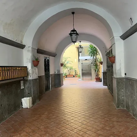 La Dimora Della Baronessa Turchese * Castellammare di Stabia
